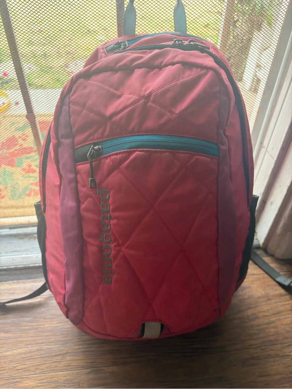 Patagonia Pink Quilted Backpack with Blue Zipper Accent - Picture 4 of 7